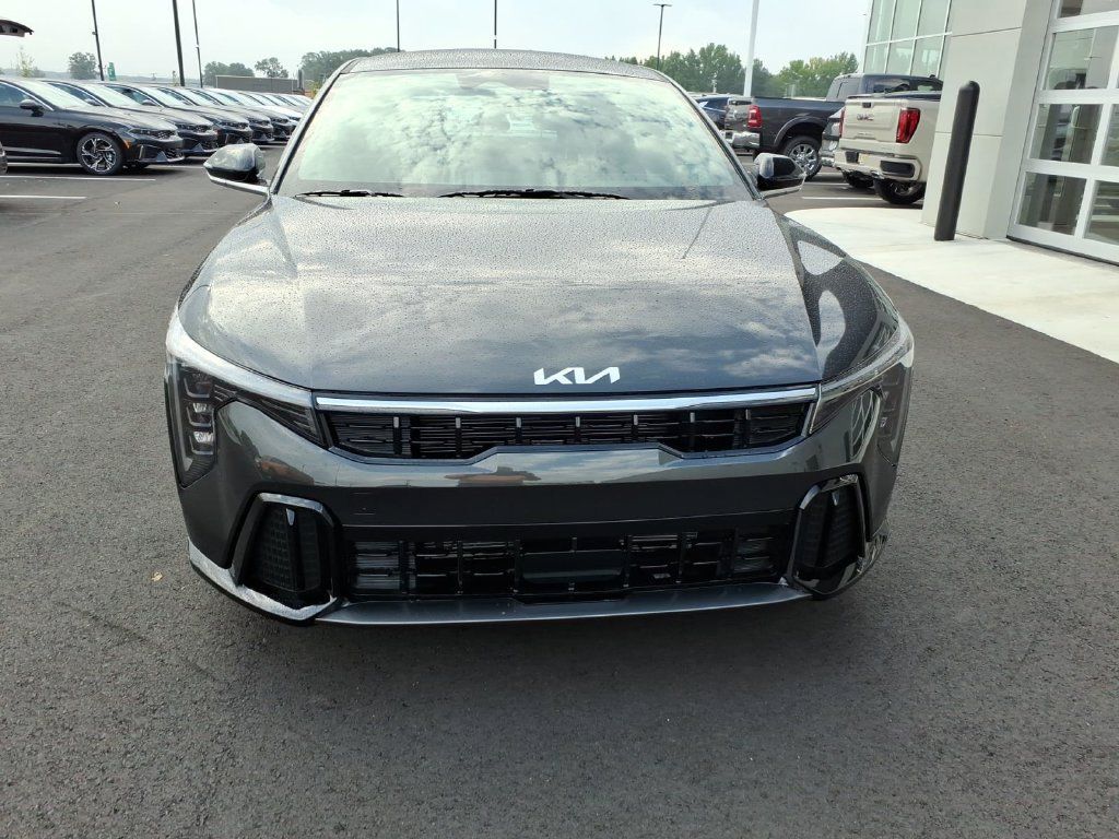 New 2026 Kia K4 GT-Line Turbo FWD image 3
