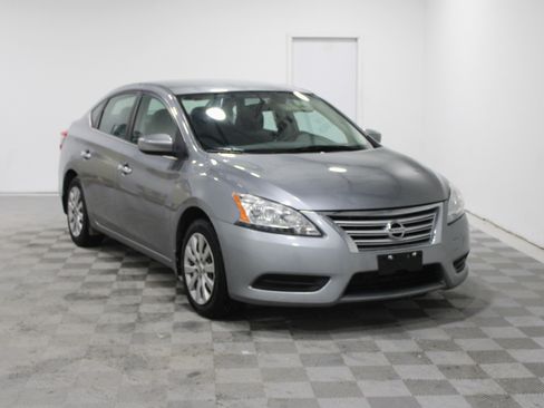 Used 2014 Nissan Sentra FE+ SV image 1