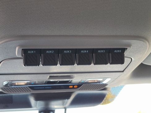 Used 2025 Ford F350 Lariat w/ Lariat Ultimate Package image 12