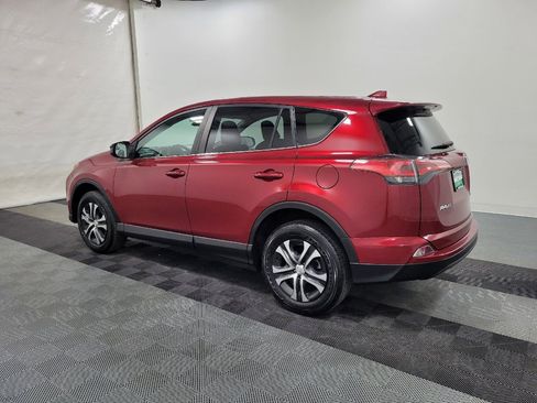 Used 2018 Toyota RAV4 LE image 3
