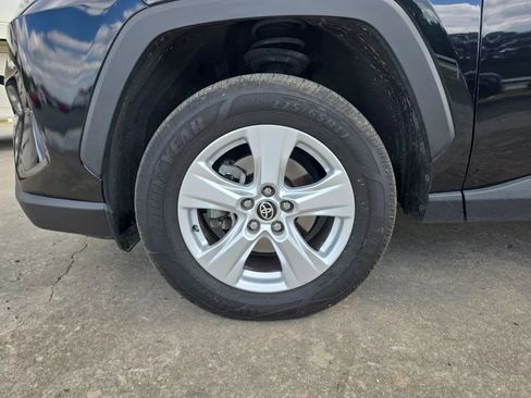 Used 2021 Toyota RAV4 XLE FWD image 50