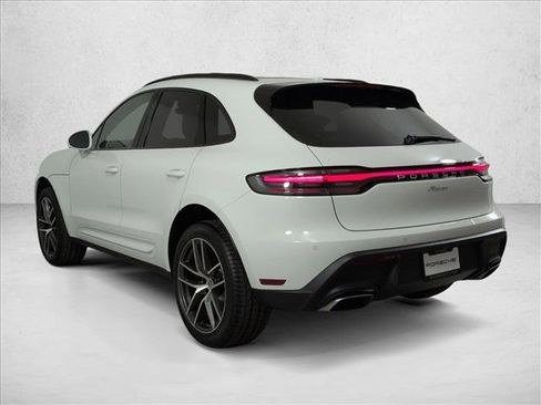 New 2026 Porsche Macan image 3