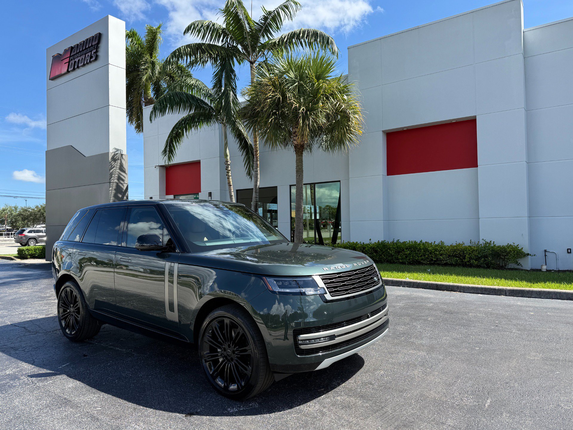 Used 2026 Land Rover Range Rover SE AWD/4WD image 19