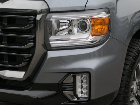 Used 2022 GMC Canyon AT4 image 10