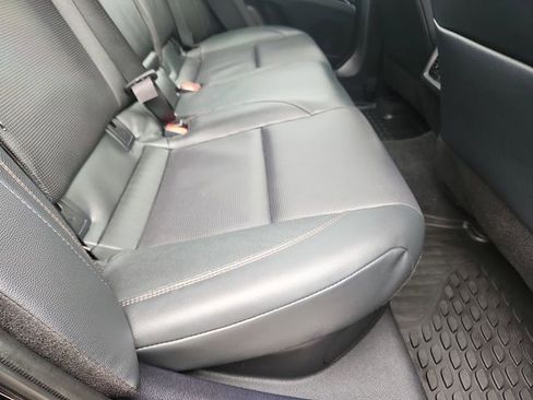 Used 2025 Toyota Camry XLE image 30