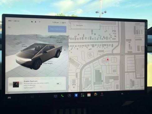 Used 2024 Tesla Cybertruck AWD Crew Cab image 22