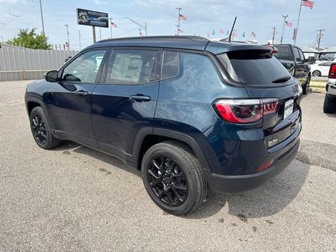 New 2026 Jeep Compass Latitude AWD/4WD image 4