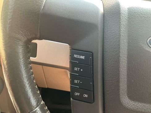Used 2010 Ford F150 Lariat AWD/4WD image 21