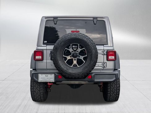 Used 2018 Jeep Wrangler Unlimited Rubicon AWD/4WD image 4
