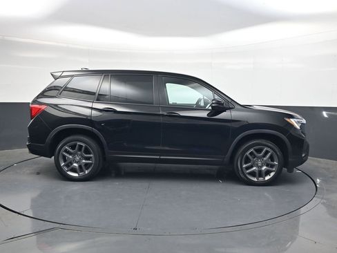 Used 2023 Honda Passport EX-L image 3