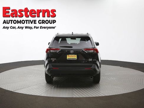 Used 2021 Toyota RAV4 XLE w/ Convenience Package image 38