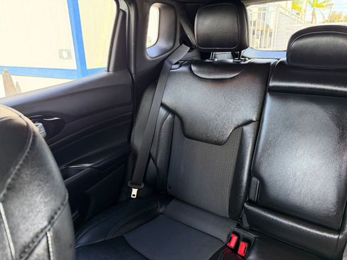 Used 2025 Jeep Compass Trailhawk w/ Trailer Tow Group image 38