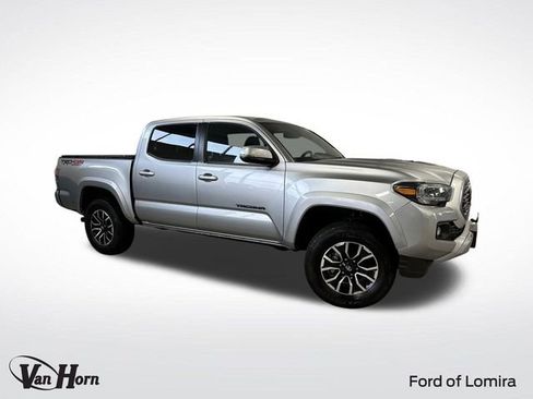 Used 2023 Toyota Tacoma TRD Sport image 1
