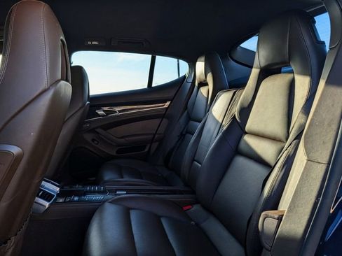 Used 2015 Porsche Panamera 4S image 13