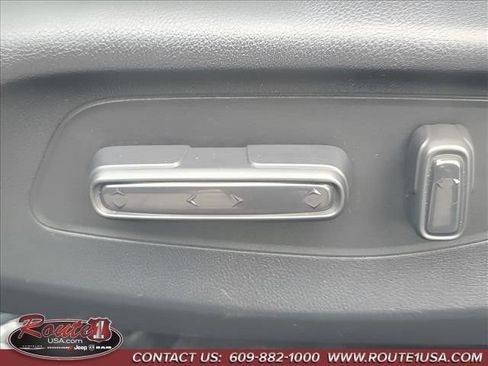 Used 2022 Honda Civic Touring image 36