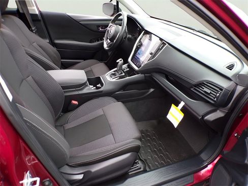 Used 2022 Subaru Outback Premium image 15