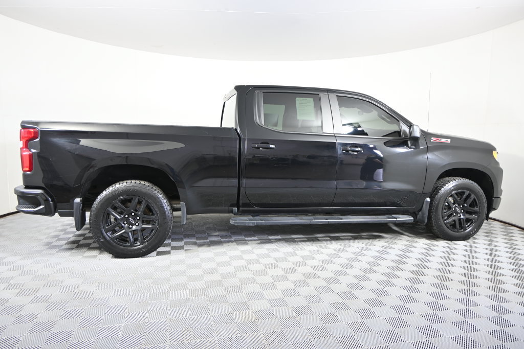 Used 2023 Chevrolet Silverado 1500 RST AWD/4WD image 4