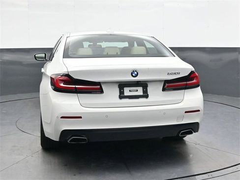 Used 2023 BMW 530i w/ Convenience Package image 5