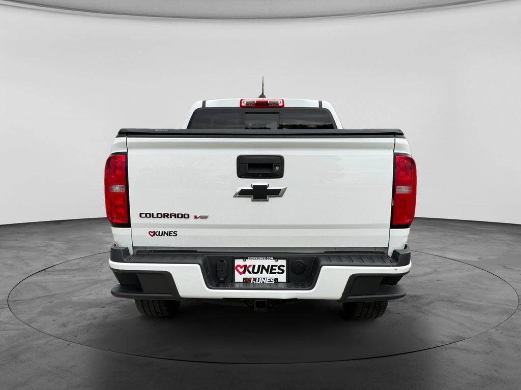 Used 2019 Chevrolet Colorado LT w/ Redline Special Edition AWD/4WD image 8