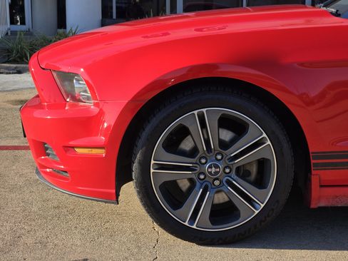 Used 2014 Ford Mustang Premium w/ V6 Performance Package image 5