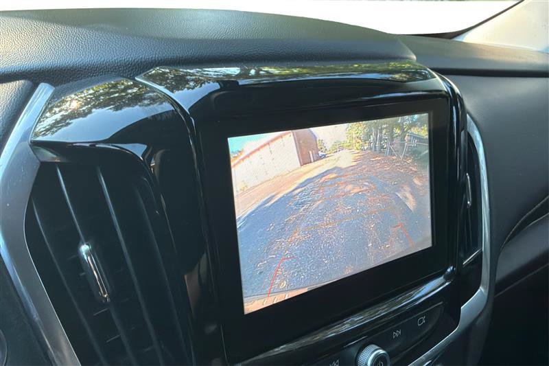 Used 2019 Chevrolet Traverse LT FWD image 29