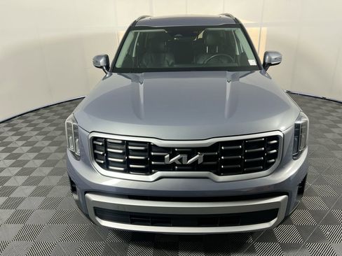 Certified 2023 Kia Telluride S w/ S Sunroof Package FWD image 8