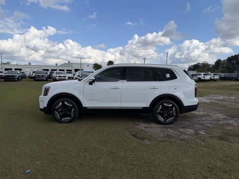 New 2025 Kia Telluride EX image 6
