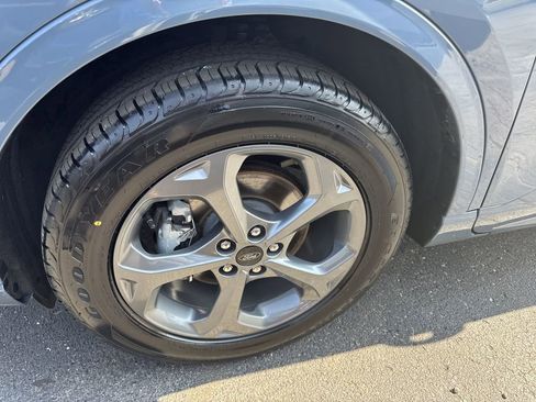 Certified 2023 Ford Escape ST-Line w/ Tech Pack #1 image 9