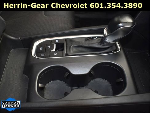 Used 2020 Hyundai Santa Fe SEL w/ Convenience Package image 25