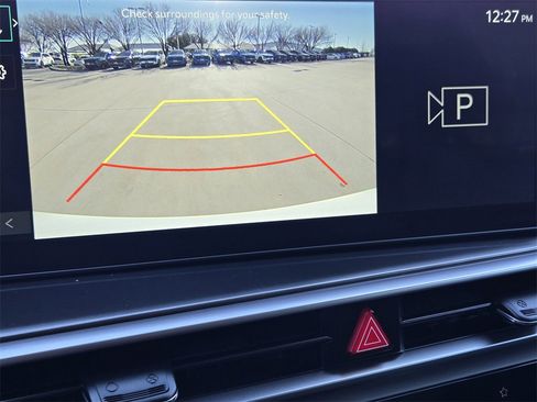 Certified 2025 Kia Sorento LX image 7