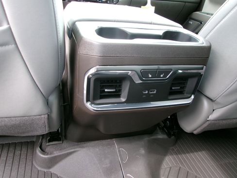 New 2026 Chevrolet Silverado 1500 LTZ w/ LTZ Premium Package AWD/4WD image 15