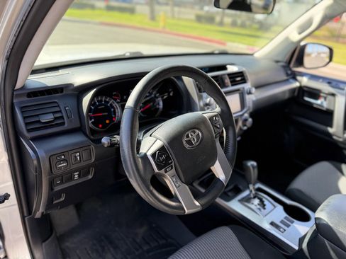 Used 2018 Toyota 4Runner SR5 image 13