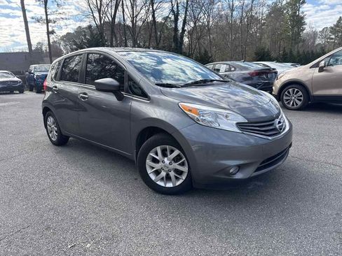 Used 2016 Nissan Versa Note SV w/ SV Appearance Package image 4