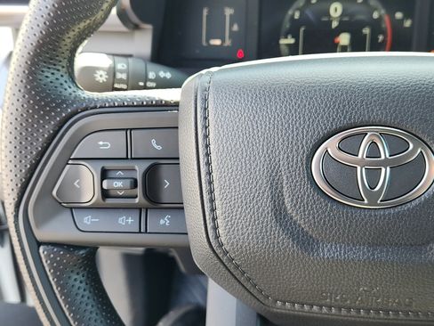 New 2026 Toyota Tacoma SR5 AWD/4WD image 18