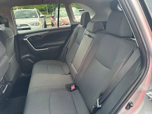 Used 2025 Toyota RAV4 LE AWD/4WD image 35