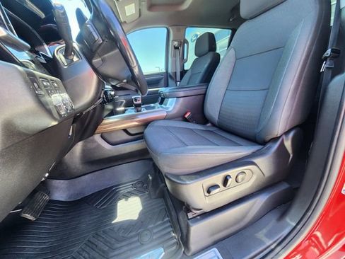 Used 2022 Chevrolet Silverado 1500 RST w/ Z71 Off-Road Package AWD/4WD image 9