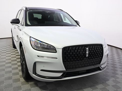 New 2026 Lincoln Corsair Premiere AWD/4WD image 9
