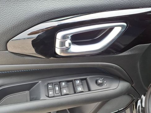 New 2026 Jeep Compass Latitude AWD/4WD image 20