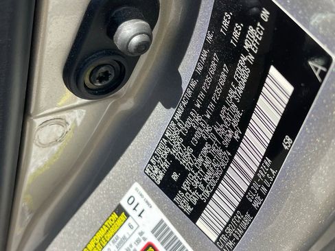 Used 2017 Toyota Sienna LE FWD image 14