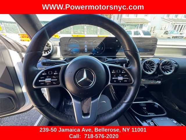 Used 2023 Mercedes-Benz CLA 250 4MATIC w/ Premium Package image 23