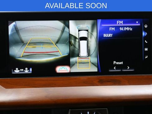 Used 2016 Lexus LX 570 4WD w/ Luxury Package image 24