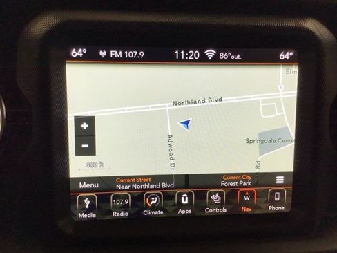 Used 2018 Jeep Wrangler Unlimited Sahara AWD/4WD image 14