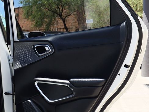 Used 2023 Kia Soul LX w/ Option Group 015 image 26