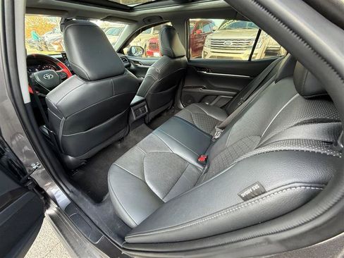 Used 2022 Toyota Camry XSE w/ Navigation Package image 21