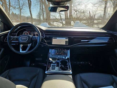 Used 2019 Audi Q8 Premium Plus w/ Premium Plus image 12