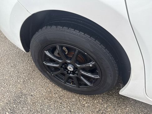 Used 2015 MAZDA MAZDA3 i Touring image 33