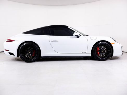 Certified 2018 Porsche 911 Targa 4 GTS image 33