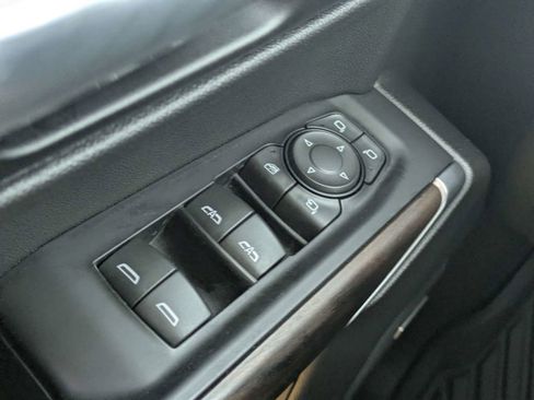 Used 2020 GMC Sierra 1500 SLT w/ SLT Premium Plus Package RWD image 24