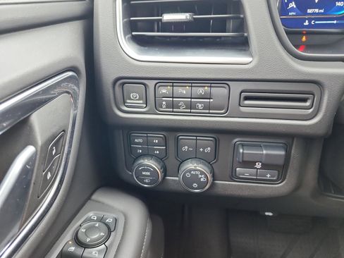 Certified 2024 Chevrolet Suburban Z71 w/ Z71 Off-Road Package image 23