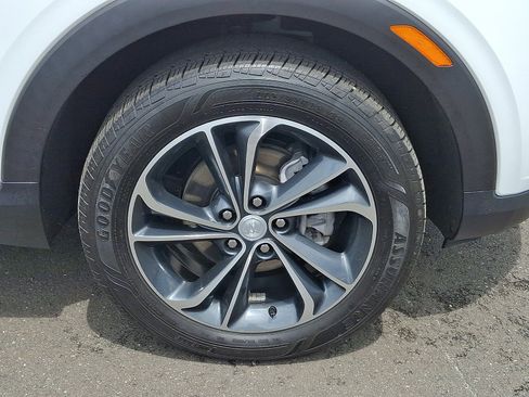 Certified 2023 Buick Encore GX Select w/ Safety Package II AWD/4WD image 8